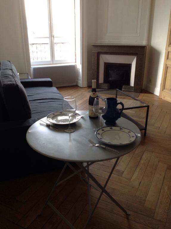 Apartamento Cocon Au Pied De La Croix Rousse Lyon Habitación foto